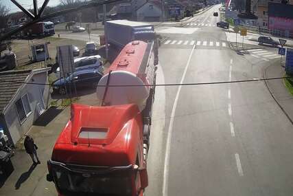 BLAGE GUŽVE Pojačan saobraćaj na prelazima kod Gradiške i Velike Kladuše