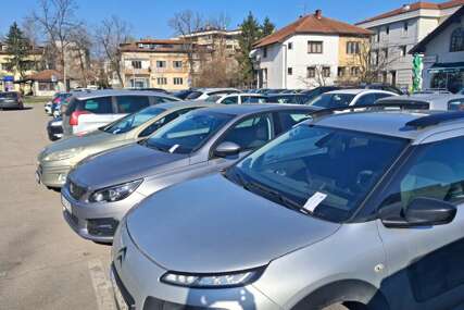PRAVNI HAOS U BANJALUCI I nova odluka Stanivukovića o naplati parkinga nezakonita