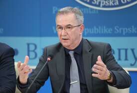 GUBITNIK DANA Ned Puhovac