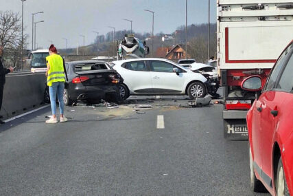 Vozila uklonjena: Nakon udesa normalizovan saobraćaj na brzoj cesti Klašnice – Banjaluka