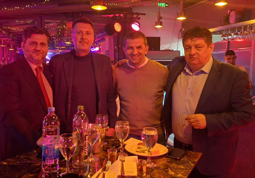 (VIDEO, FOTO) Veče za pamćenje: Okupljanje bivših asova na promociji Srpskainfo probudilo stare priče i anegdote