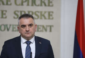 (FOTO) "Podsticaj da nastavim da radim u službi naroda" Minić odlikovan Ordenom Svetog kralja Dragutina