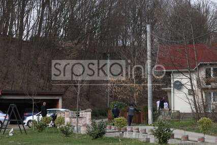 (FOTO) Prve fotografije s mjesta tragedije u Laktašima: Tijela PRONAĐENA U GARAŽI, komšije u nevjerici