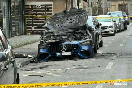(FOTO) POŽAR U BIJELJINI Gorjela 3 automobila, na teren izašli vatrogasci
