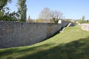 Kastel, pukotine