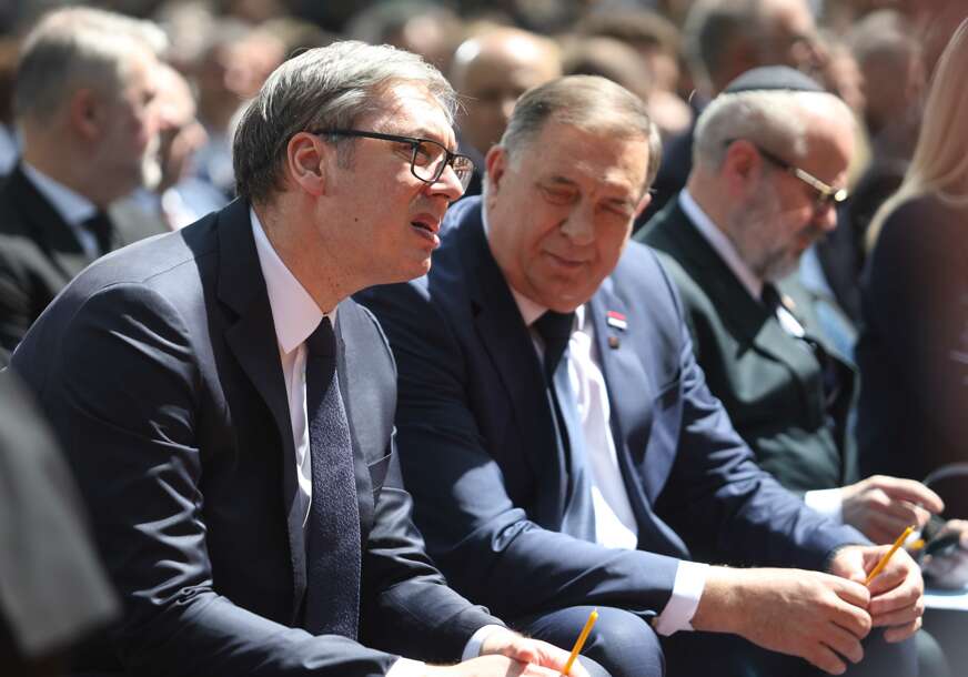 Milorad Dodik, Aleksandar Vučić