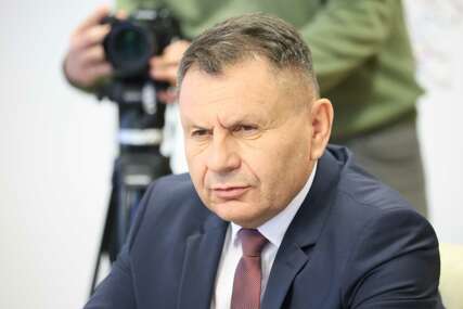 GUBITNIK DANA Radenko Bubić