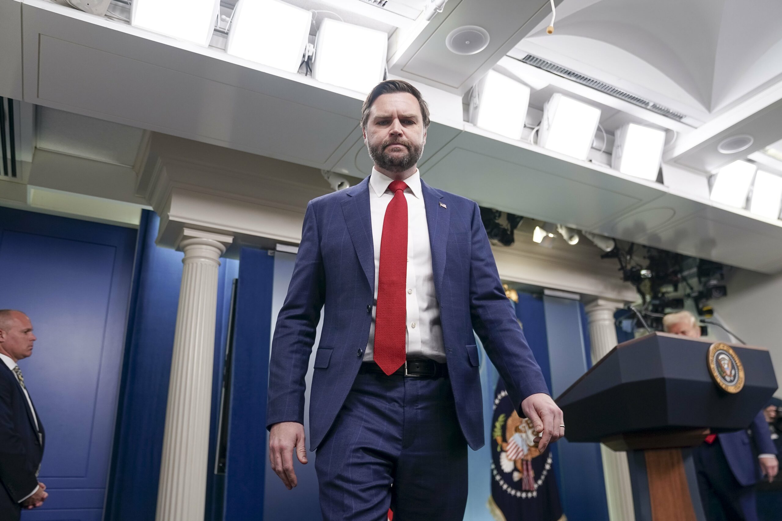 Džej Di Vens smatra da su američke zalihe ključnog oružja iscrpljene