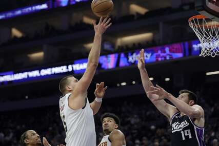 "Zavjera protiv Jokića" As Milvokija rekao je ono što niko u NBA ligi ne smije