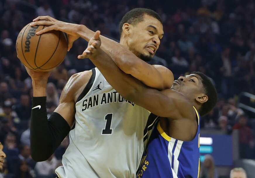 Istorija u NBA: Viktor Venbanjama dobio nagradu jednoglasno
