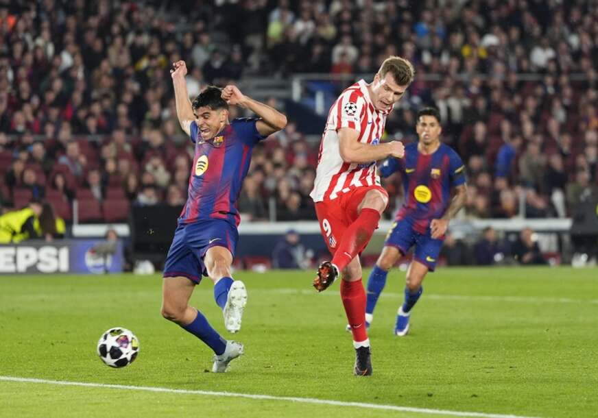 Barselona pred eliminacijom: Simeone spremio plan i zamku za Hansija Flika