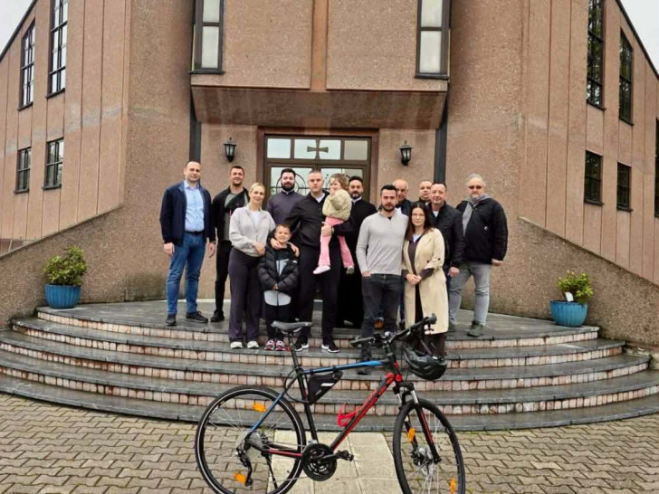 (FOTO) NA DVA TOČKA DO SVETE GORE Banjalučanin krenuo na put dug 1.100 kilometara ka Hilandaru