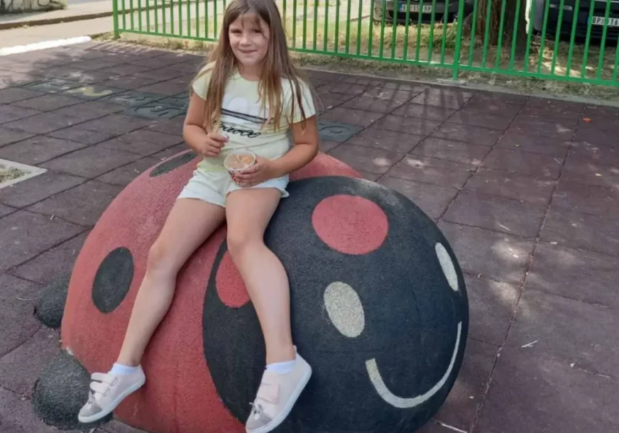 NOVAC SKUPLJEN U REKORDNOM ROKU Mala Elena (12) se bori protiv opakog tumora na mozgu od četvrte godine, oglasila se njena porodica
