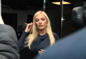 (VIDEO) Goga Gačić o trudnoj djevojci bivšeg muža "Djeca su bila tu kad su otkrivali pol bebe"