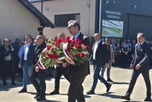 vučić na sahrani majke milorada dodika