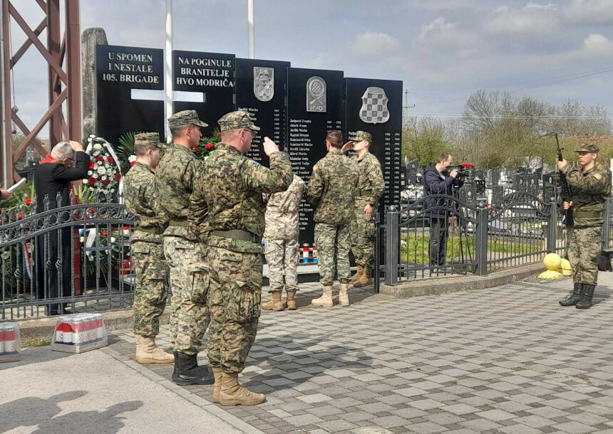 Bez incidenata i postrojavanja: Obilježena godišnjica osnivanja 105. brigade HVO u Modriči