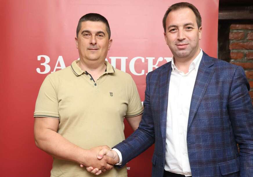 (FOTO) Odbornik Miodrag Jakovljević pristupio SPS: Snažna podrška JAČANJU partije u Podrinju