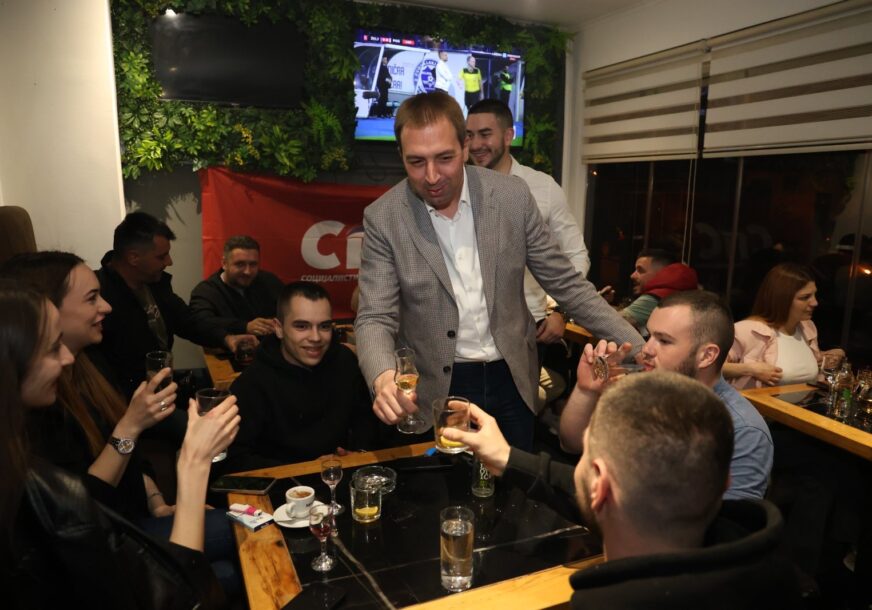(FOTO) "SNAŽAN RAST" SPS-u pristupilo 60 novih članova