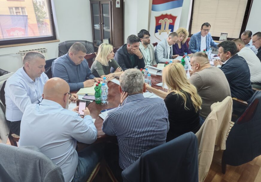 Usvojena 3 zaključka: Šta je Predsjedništvo SDS odlučilo na MARATONSKOJ sjednici u Banjaluci