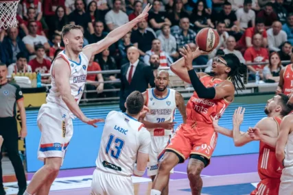 Miljenović i Rivero najbolji: Zvezda bez problema trijumfovala u Laktašima