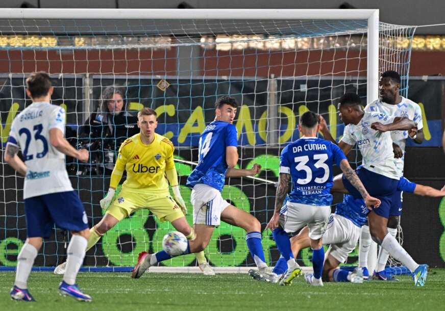 Inter stavio šampanjac na hlađenje: Neroazuri poslije trilera u Komu na korak od Skudeta