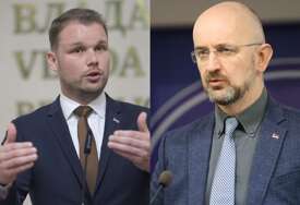 "Ne na dvije, nego na tri polovine, hvala mu na tome" Mazalica tvrdi da je Stanivuković pocijepao SDS