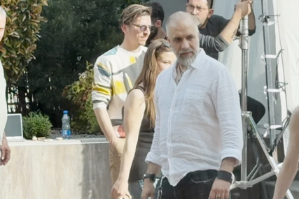 SIJED I NEPREPOZNATLJIV Pojavio se bivši dečko Milice Todorović nakon dugogodišnjeg nestanka sa javne scene