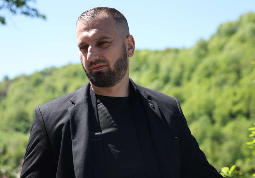 Mlađen Vukelić, oduzimanje zemljišta