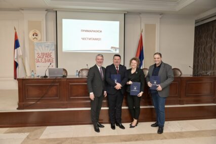 (FOTO) "Napravili iskorak u karijeri" Stevandić i još 2 doktora od Šeranića dobili TITULU PRIMARIJUS