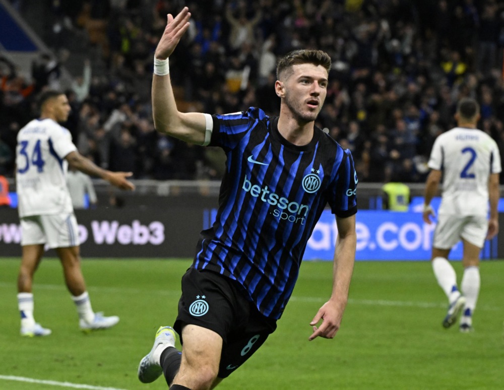 Komo ponovo ispustio dva gola prednosti, Fabregasov tim bio na pragu senzacije na Meaci