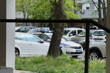 Maskiran i sa puškom uletio u kockarnicu: Radnica odbila da preda novac, napadač nasumično počeo da puca
