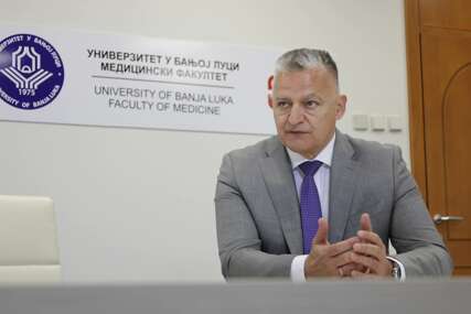 (FOTO) "Prilika za naše ljude" Na Medicinskom fakultetu Banjaluka u toku simpozijum iz KARDIOVASKULARNE MEDICINE