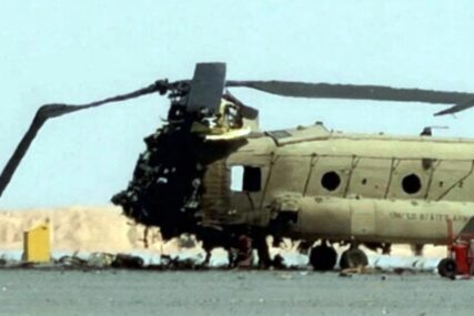 (FOTO) Prve fotografije helikoptera koji je Iran uništio: Letjelica U POTPUNOSTI SPALJENA, ostala samo olupina