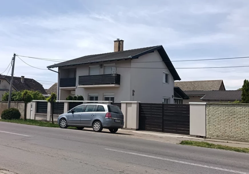 PREMINUO I DRUGI MUŠKARAC Ubio rođenog brata, pa pucao sebi u glavu