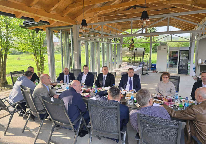 Dodik sa privrednicima