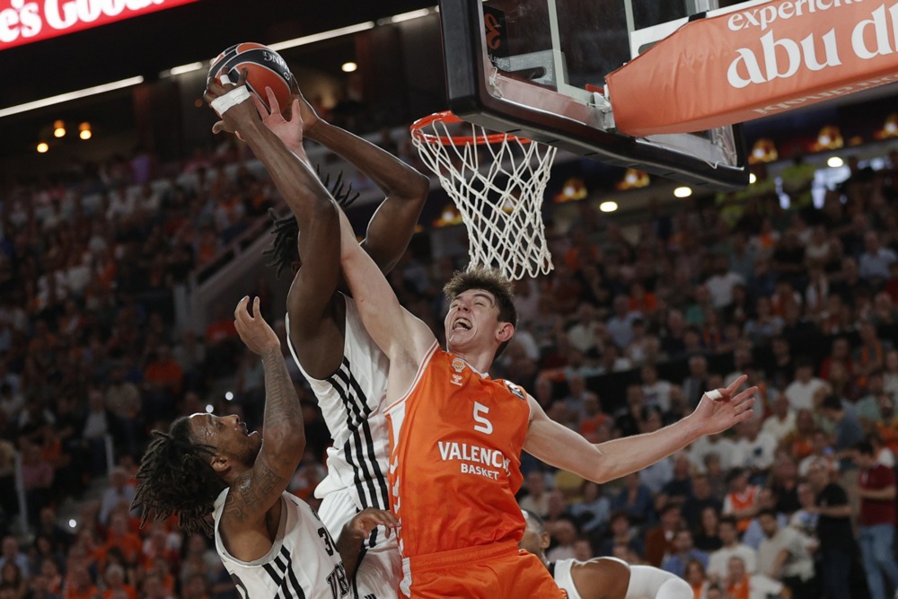 Valensija pobijedila Virtus i pobjegla Zvezdi u Evroligi, Rivers ubacio 33 poena