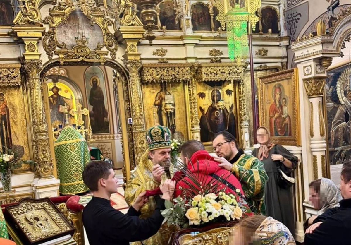 Veljko Ražnatović se pričestio kod bivšeg Cecinog duhovnika u Moskvi