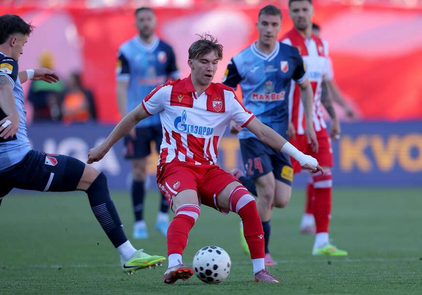 Crveno-bijeli se igrali sa Novosađanima: Zvezda deklasirala Vojvodinu na Marakani