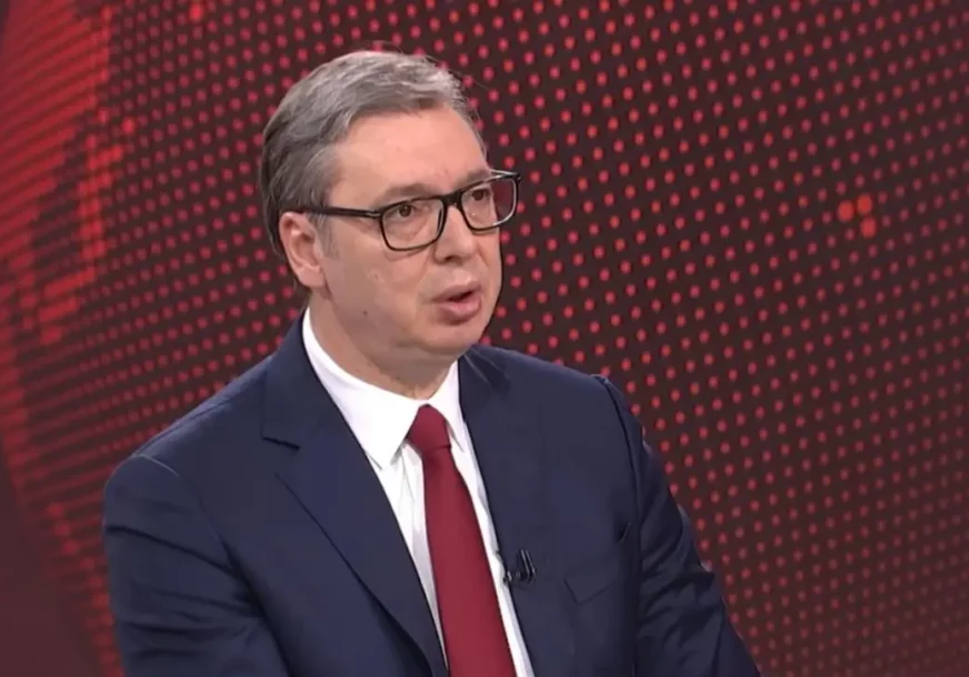 "Pljunuo bih sebi i svom narodu u lice" Vučić neće ići na proslavu otcjepljenja Crne Gore