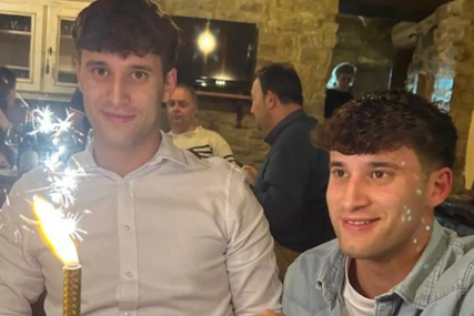 Otac pronašao tijela sinova: Blizanci poginuli DRŽAĆI SE ZA RUKE samo nekoliko dana prije 23. rođendana