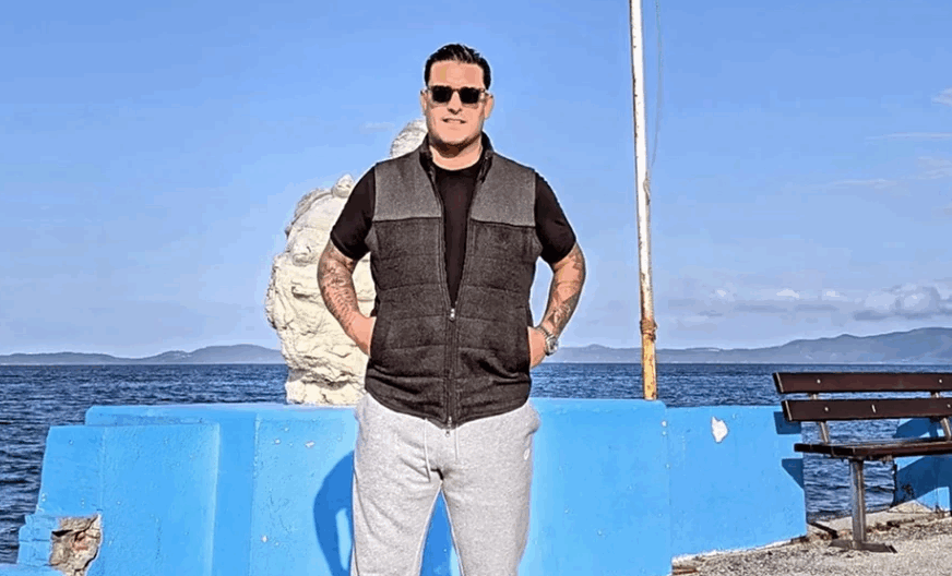 (FOTO) Otišao na Svetu Goru: Darko Lazić nakon porodične tragedije otputovao, a evo ko mu pravi društvo
