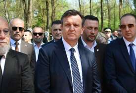 (VIDEO) Blanuša i Božović predali kandidature "Bilo kakvi ultimatumi nisu prihvatljivi"