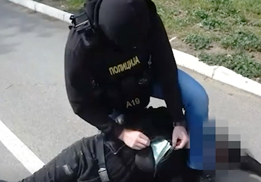 (VIDEO) Lažni hirurg varao ljude: Obećavao hitne operacije, pa otimao novac