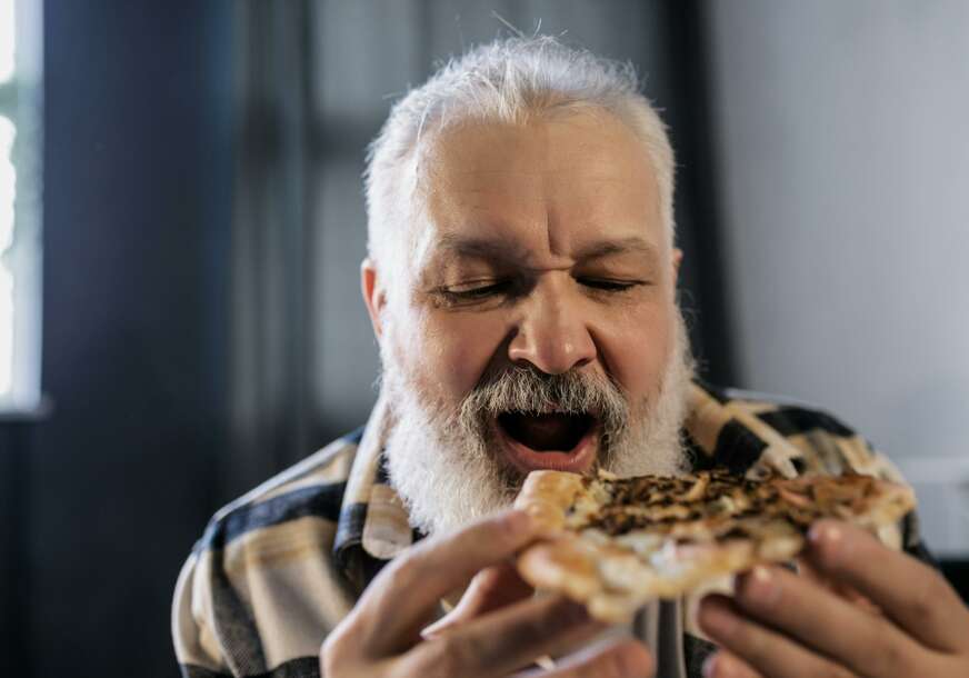 Mnogi ih jedu svaki dan: Ove namirnice POSLIJE 50. GODINE razaraju vaše zdravlje