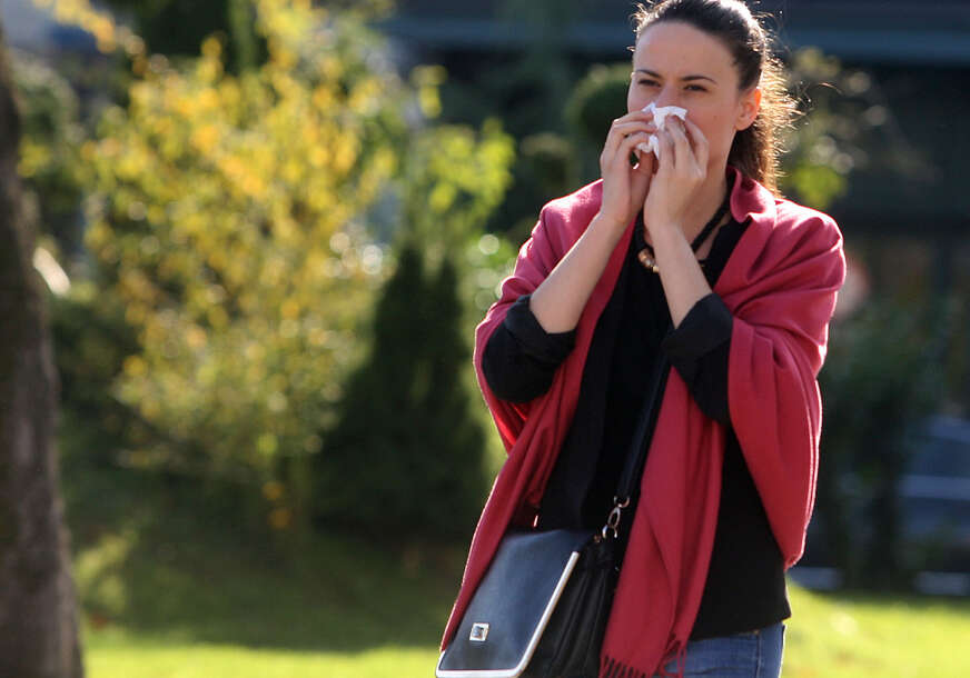 Sezonske alergije sve češće muče građane: Ljekari upozoravaju na simptome koji mogu biti opasni po život