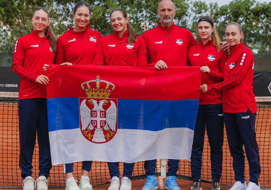 (VIDEO) Srpske teniserke daleko od elite: Poražene od Francuskinja u dva maratonska meča