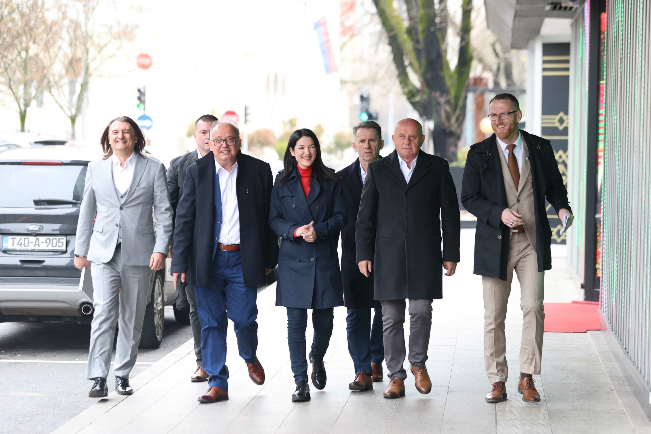 Počeo sastanak opozicije, evo šta je na stolu