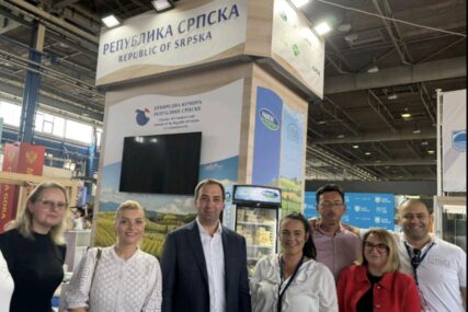 (FOTO) "Srpska pokazuje svoje POTENCIJALE" Selak posjetio Međunarodni sajam privrede u Mostaru