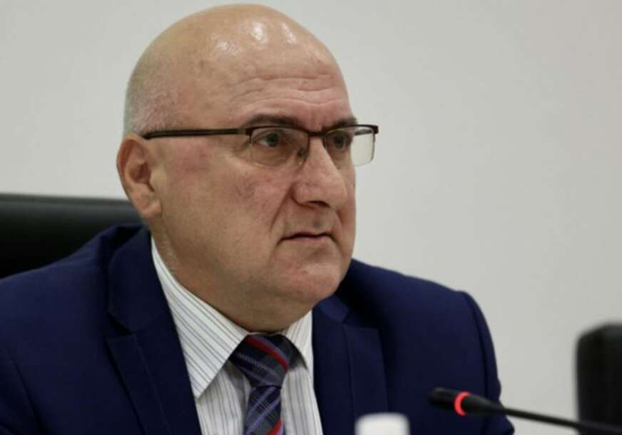 SUKOB INTERESA ILI IPAK NIJE Sin člana CIK postao šefa kabineta Dragana Čovića u Parlamentu BiH