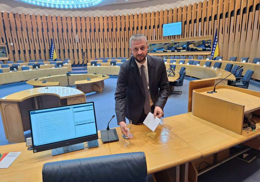 Za Špirića 5 KM: Nešković priložio „pomoć“ visokom funkcioneru SNSD
